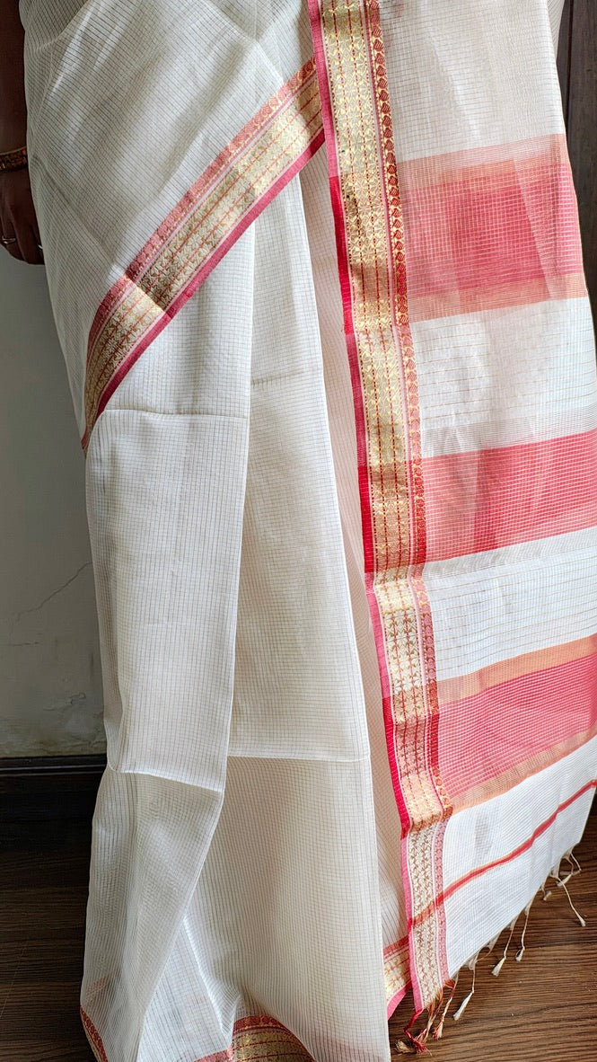 Off-White Maheshwari Handloom Saree - Madhya Pradesh
