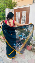 Black Floral  Fulia Tangail Handloom Saree: West Bengal