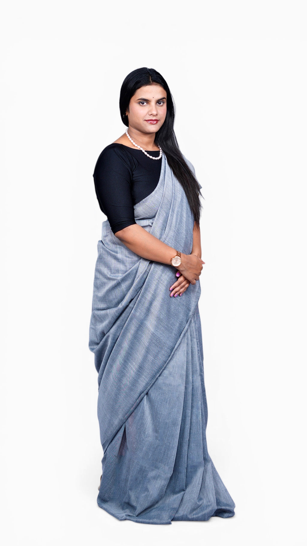 left full view of model wearing ash-grey khadi cotton handloom saree from West Bengal